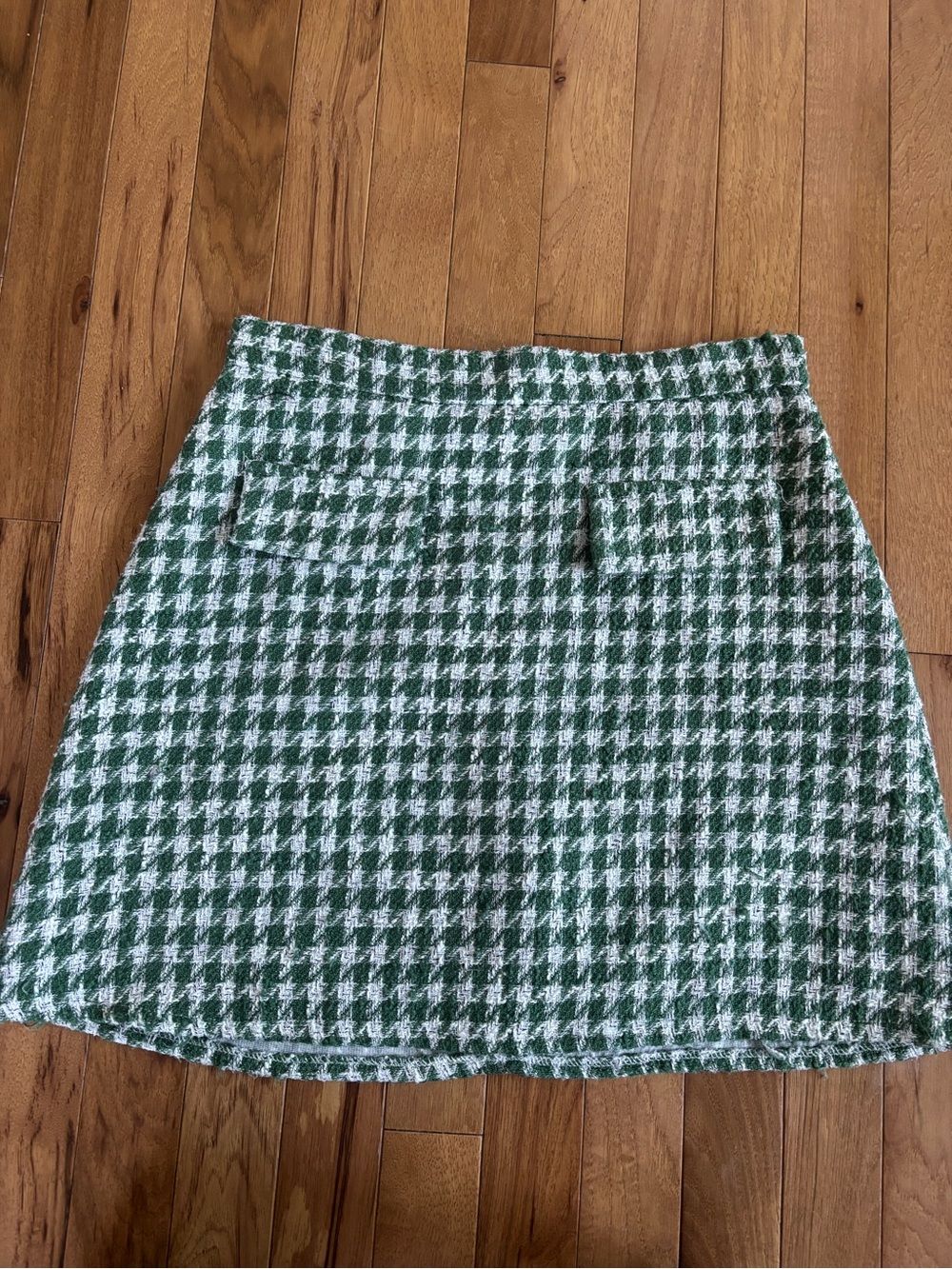 Green & White Houndstooth Pencil Skirt - Classic Tailored Style